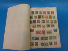 A collection of USA stamps in two stockbooks, a ring binder and loose album pages. Includes many