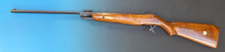 A Webley Falcon .177 air rifle, no visible serial number