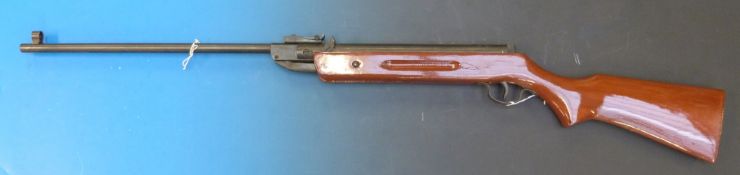 A Pioneer .22 air rifle, AS 1065, serial number G6239 (boxed)