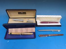Two Sheaffer fountain pens, a Parker pen and two others