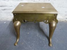 A Georgian brass footman