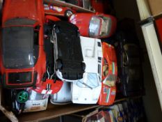 Over 30 Maisto and other large scale diecast model cars