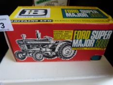 A Britains Ford Super Major 5000 tractor 9527 in original box.