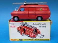 Dinky Toys diecast model vehicle Ford Transit fire appliance 286 in original box