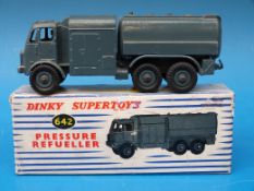 Dinky Supertoys diecast model Pressure Refueller 642 ( in original box)