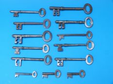 A quantity of railway interest keys including LMS, BR,