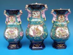 A rare 19thC Mason's trio/garniture of lidded vases with chinoiserie decoration (tallest vase 18cm)