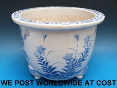 A 19thC / 20thC Oriental blue and white jardiniere (23.