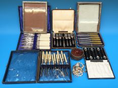 A pair of hallmarked silver photograph frames to suit 6 x 8 