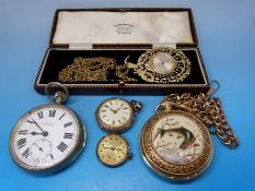 A keyless Medana gentleman's pocket watch together with a Franklin Mint hunter pocket watch and