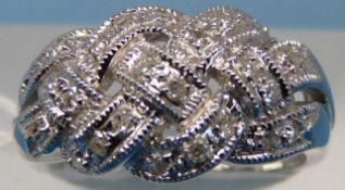 A 9ct gold ring set with diamonds in a plaited design (size M)
