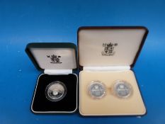 A pair of 1989 £2 silver Piedfort coins together with a 1994 tercentenary of the Bank of England
