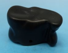 A Chinese black jade incense holder (2.