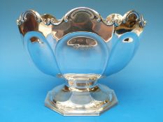 A hallmarked silver octagonal pedestal bowl, London 1910 maker James Dixon & Sons(diameter 19.