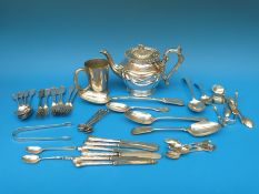 A quantity of hallmarked silver cutlery including Georgian items (434g),