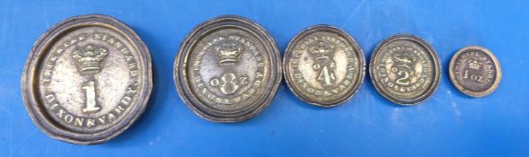 A run of Dixon & Vardy imperial standard weights from 1lb down to 1oz,