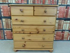 A pine chest of two over four drawers (H90 x W82 x D38cm)