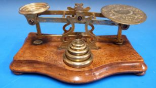 A set of Austin, St Andrew Street, Dublin postage scales,