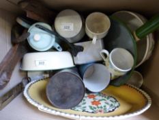 A box of c1950 kitchenalia,