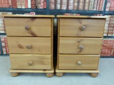 A pair of pine bedside chests of drawers (H58 x W44 x D38cm)