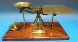 A set of De Grave Short & Fanner postal scales,
