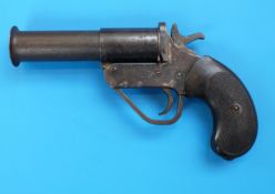 A flare gun / Very pistol 1.
