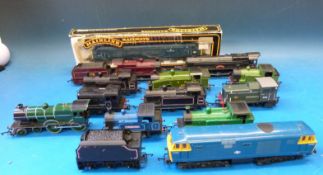 A quantity of 00 gauge railway locomotives to include class 40 diesel,