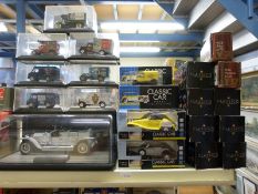 Twenty nine various diecast model vehicles to include Matchbox, Franklin Mint, Vanguards etc,