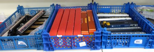 A collection of Hornby 00 gauge locomotives and carriages to include an Intercity 125,