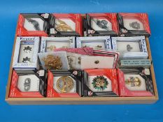 Approximately 35 mainly boxed items of US military insignia including Wolf Brown & Vanguard, USAF,