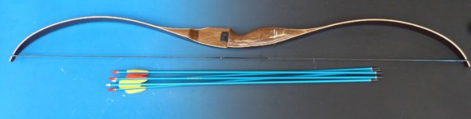 A Blackbear hunter 58in bow with arrows