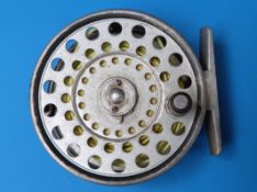 A Hardy L R H Lightweight 3