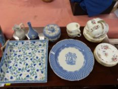 A quantity of dinner and tea ware to include Royal Doulton, Minton,