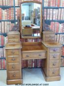 A 19thC mahogany twin pedestal breakfront dressing table (w119 x d55 x h173cm)