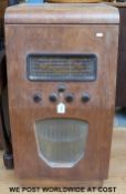 A vintage Marconi ARG14A valve radiogram with 16,33,