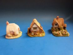 Ten largely Collectors' Club Lilliput Lane cottages to include 