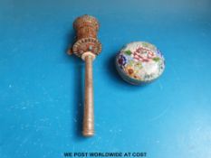 An early 20thC Chinese cloisonné circular pot (8.