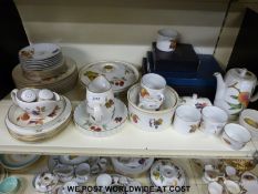 A quantity of Royal Worcester  