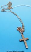 A 9ct rose gold cross pendant and chain (5.