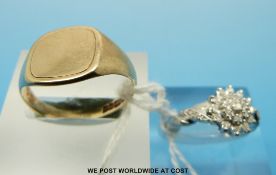 A 9ct gold signet ring and a 9ct gold cluster ring