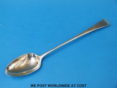 A Georgian bottom marked hallmarked silver Old English pattern basting spoon,