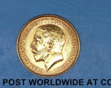 A 1913 George V gold half sovereign
