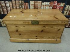 A pine trunk or blanket box (H50, W89,