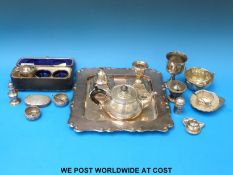 A hallmarked silver bachelor's teapot London 1936, maker's mark EB (weight 280g,