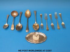 A quantity of mainly Georgian and Victorian hallmarked silver cutlery (533g),