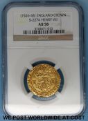 A 1526 - 1544 Henry VIII English gold crown 'H R'
