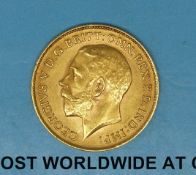 A 1911 gold half sovereign