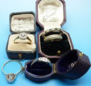 An 18ct gold ring set with diamonds in a cluster,