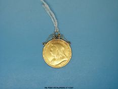 A mounted 1893 old / veiled head Victorian full gold sovereign