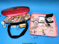 A collection of brooches to include paste, faux pearl,